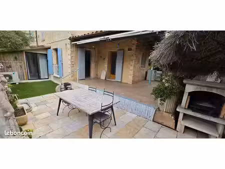 f2 vide en rdj à auribeau sur siagne