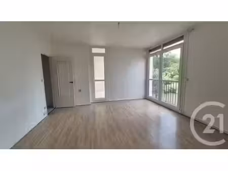 appartement t3 à louer - 3 pièces - 55 35 m2 - avon - 77 - ile-de-france