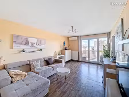 t4 de 80 m² à corbas