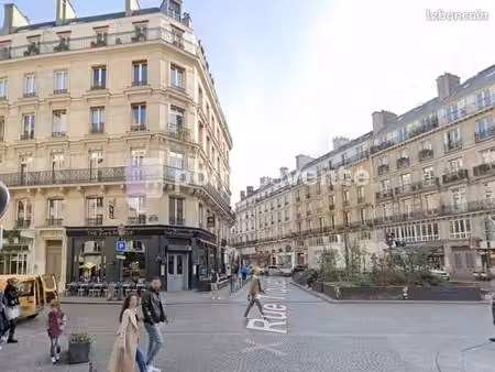 commerce beauté/coiffure 62 m²