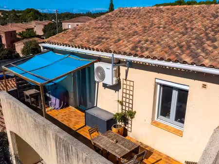 t3 rénové 63 m² – balcon 18 m²  jardin privatif 200 m²  garage – villeneuve-lès-avignon