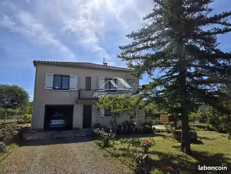maison 9 pièces 166 m²