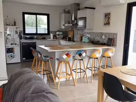 maison récente 82 m2 - 2 chambres + bureau— avec garage
