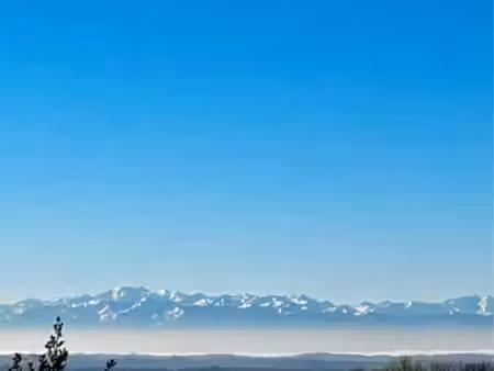 vends superbe terrain viabilisé eau et edf 1743 m2 avec vue à mourvilles hautes