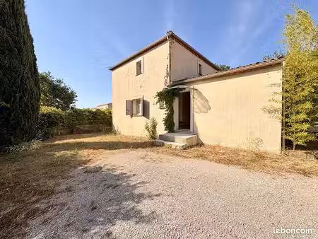 villa 121m² sur parcelle de 312m² environ - clarensac