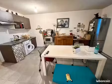 vends appartement t1