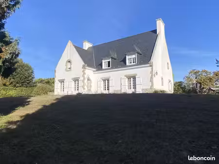 maison 8 pièces 276 m²