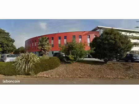 bureaux 240 m²