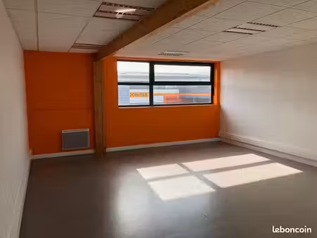 bureaux 90 m²