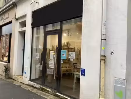 local commercial 35 m²