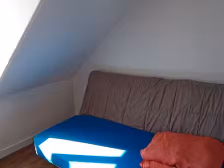 studio meuble-350 euros mensuels