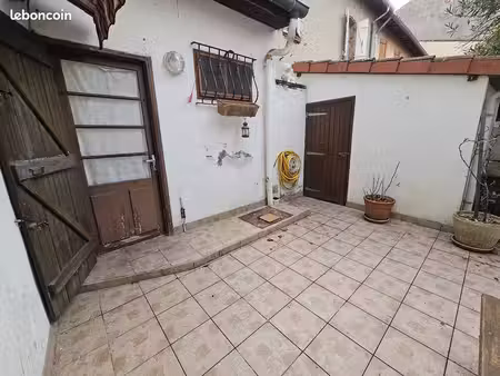 maison de village 4 pièces 85 m²
