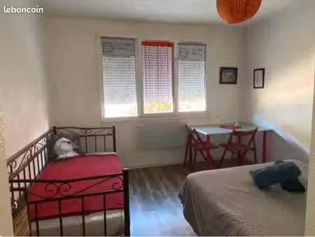 lot de 3 studios dans copropriété « familiale »