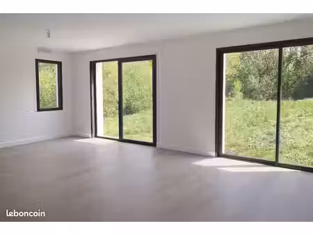 location de maison récente de 85m² en bord de forêt à 15min de quimper
