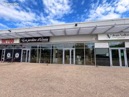 local commercial 71m2