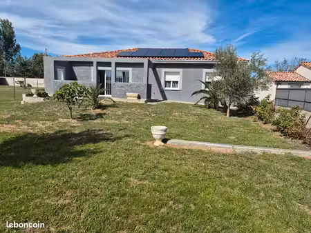 maison très recente t4 garage  jardin face aux pyrénées
