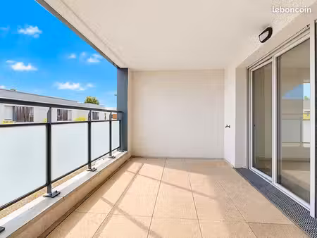 appartement 3 pièces 64 m²