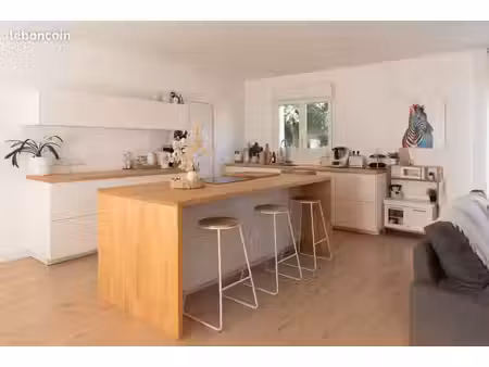 maison individuelle de plain-pied – 105 m² – dpe a – 3 chambres – terrain de 810 m²