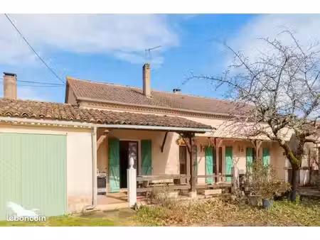maison 6 pièces 158 m²