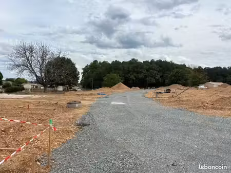 terrain 298 m² castres gironde