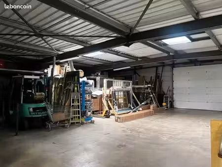 le teich - local d’activités avec bureau 840 m²