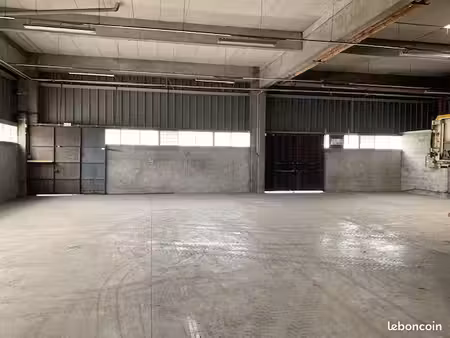pessac – local d’activités/commerce 800 m²