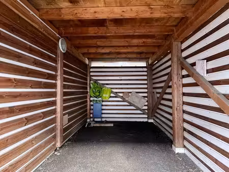 urgent - lot : 2 garages box