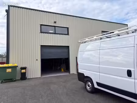 local d'activité 184 m² avec extérieur privatif