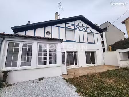 maison 3 pièces 110 m²