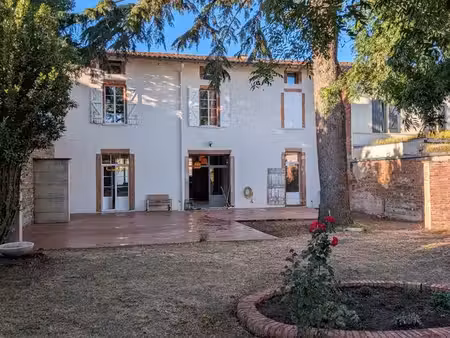 maison familiale 240m²  chaque chambre avec salle d'eau indépendante  direct particulier