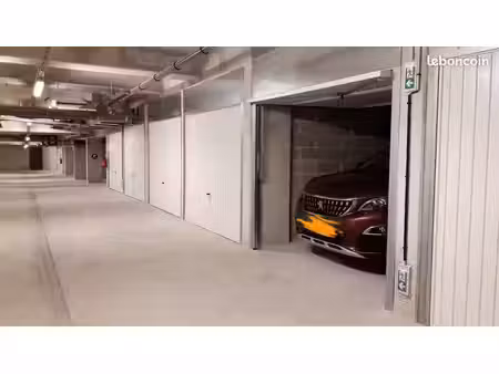 garage fermé quartier gare saint roch