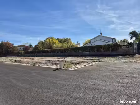 terrain 549 m² saint selve