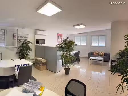 local de bureaux à louer