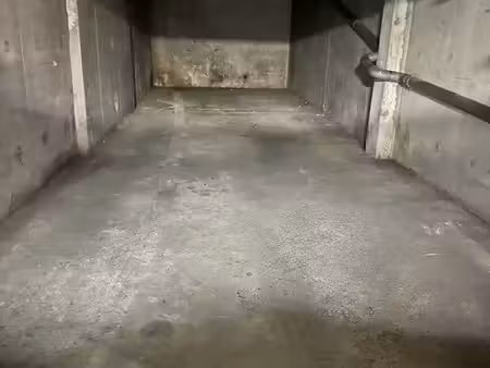 garage / box 40m2