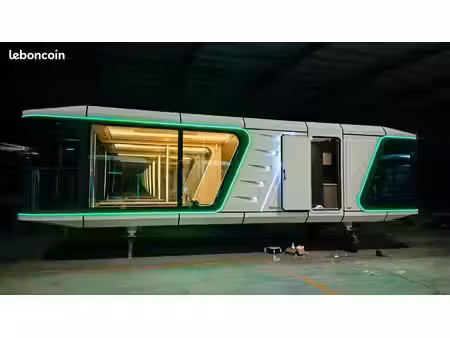 capsule home