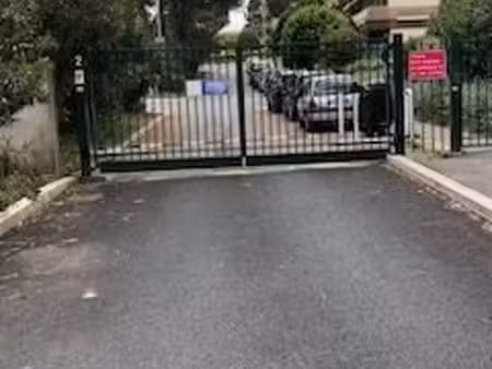 garage 55 m2 montpellier