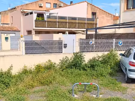 place de parking privative