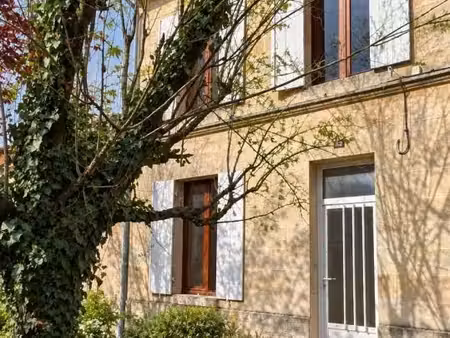 maison 93 m² pomerol
