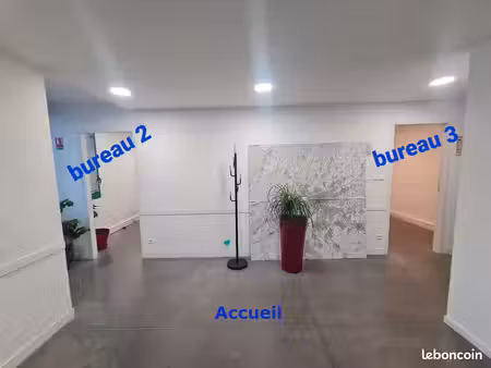 bureaux avec dépôt