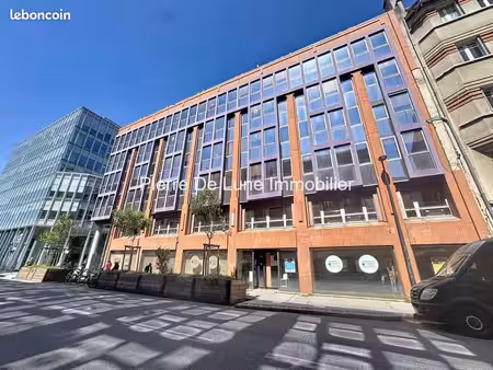 bureau 467 m²