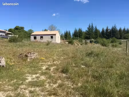 terrain 2 354 m² le caylar