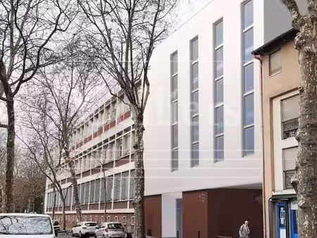 bureaux 1 626 m²