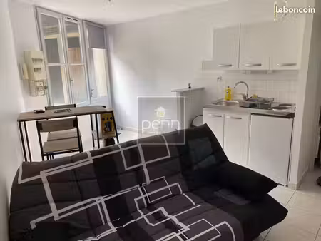 studio 1 pièce 20 m²