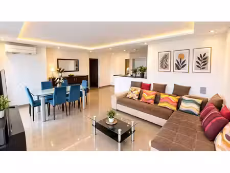 elegant appartement 3p traversant entierement renove - avec