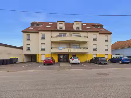 talange appartement t3 de 62 m2 avec terrasse couverte  ba