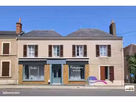 maison de ville avec local commercial