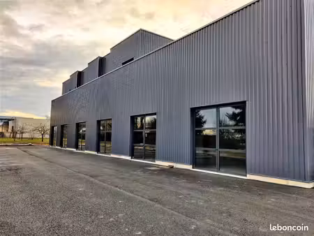 local commercial 91 m²