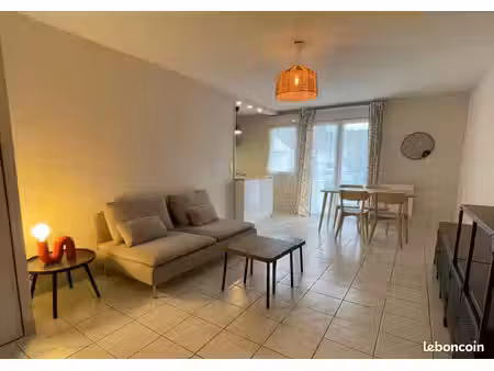 appartement 2 pièces proche hôpital bretonneau