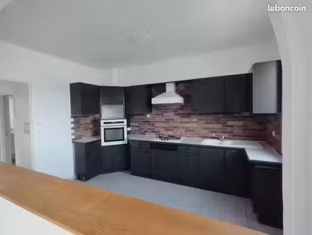 appartement de 105 m² avec jardin de 100 m² environ