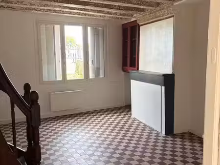 location maison centre blere